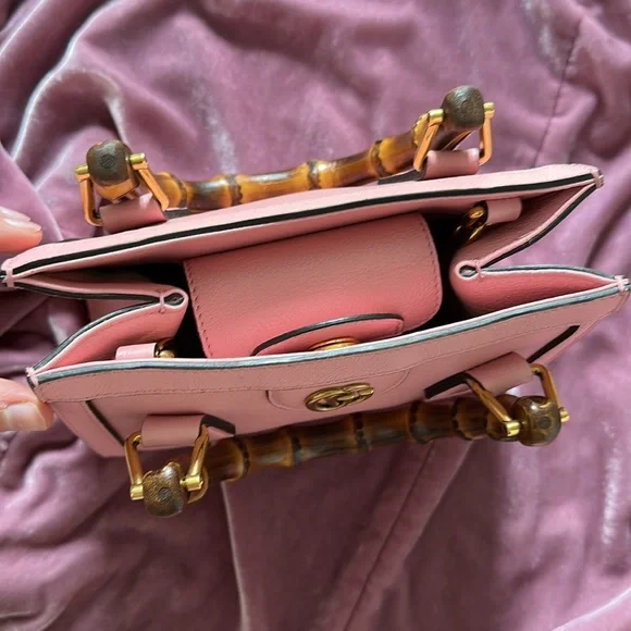 ✨ NWOT GUCCI Diana mini tote bag - Picture 17 of 17